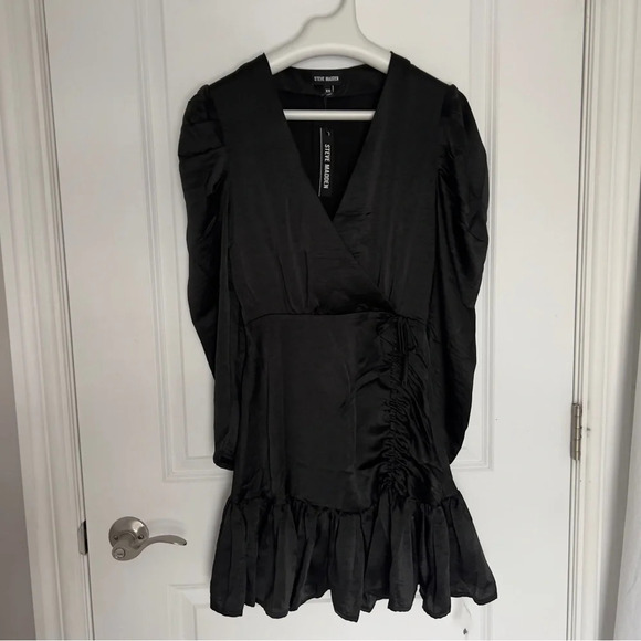 Steve Madden  Nyla Long Sleeve Dress - Picture 12 of 14